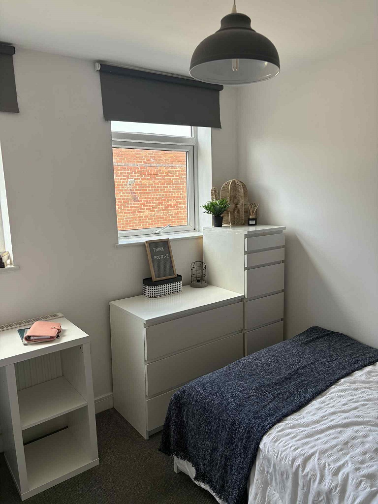 2 Priestley Street - Image 11