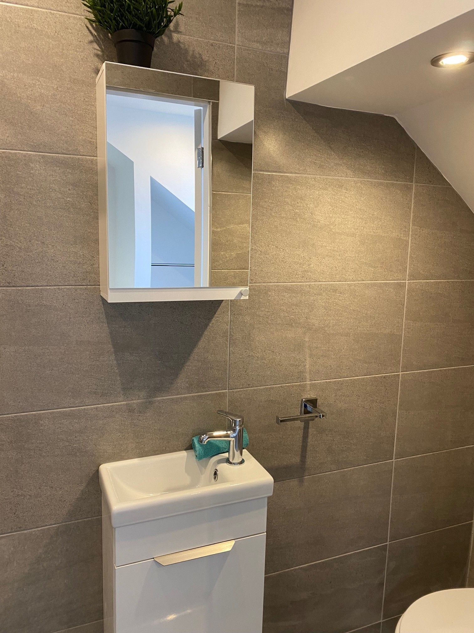 Bedroom 4 - Image 10