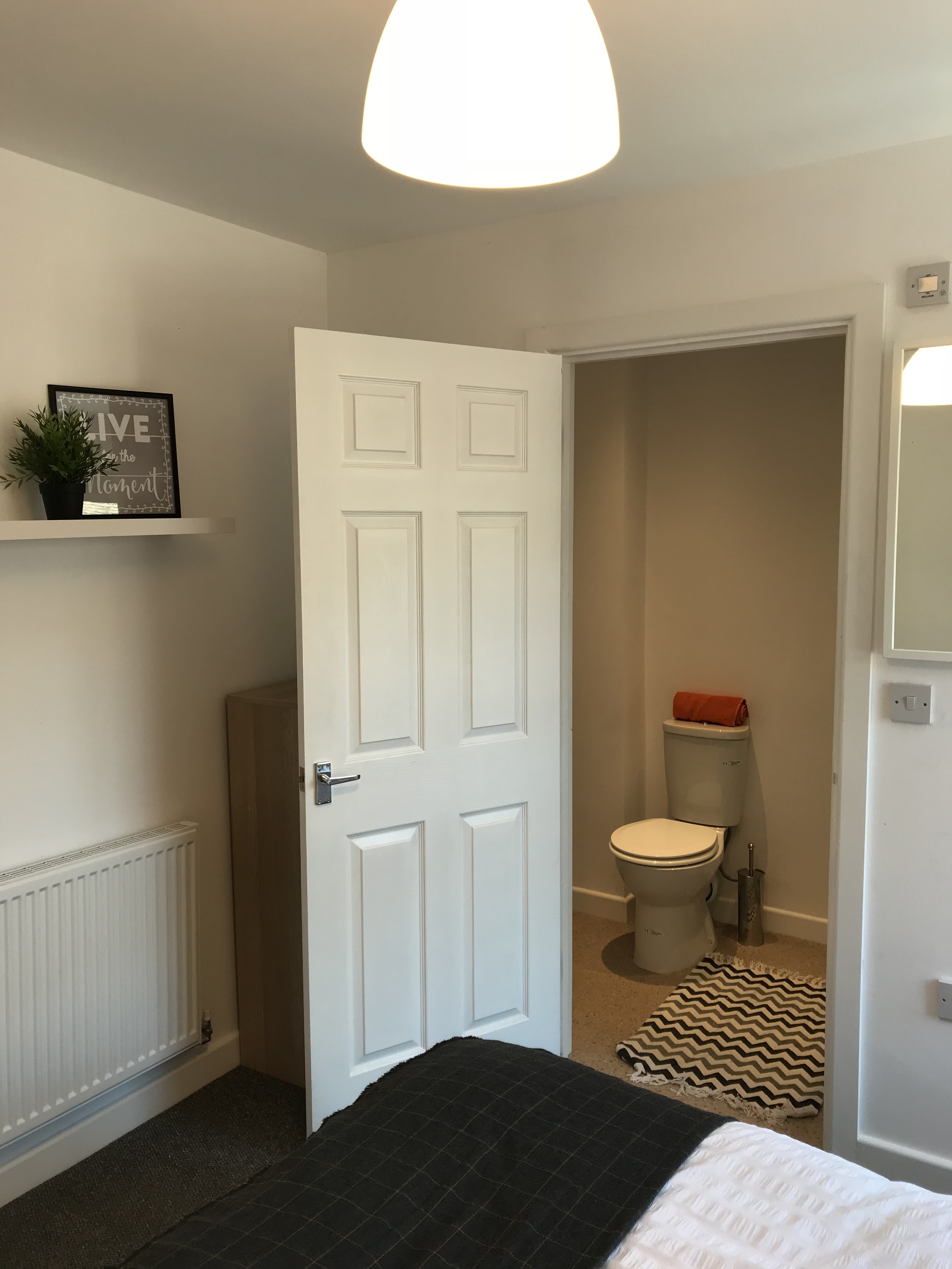 210 Lancing Road - Image 10