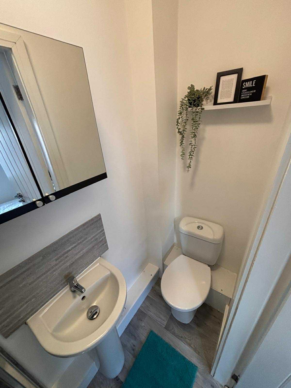 212 Lancing Road - Image 14