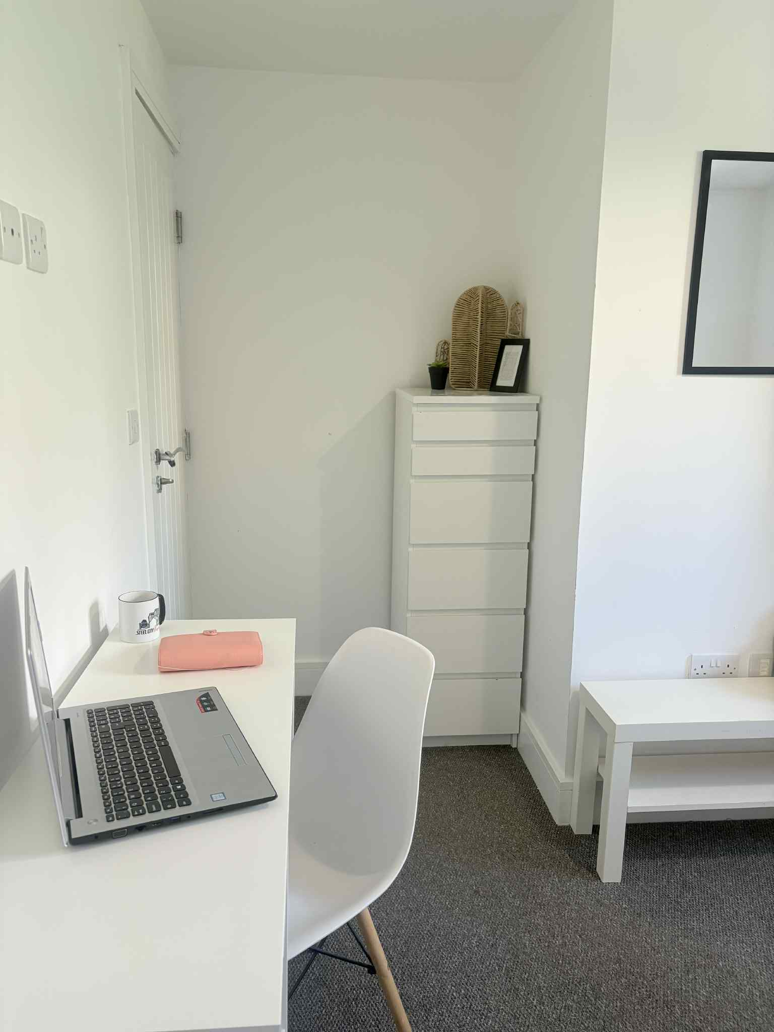 212 Lancing Road - Image 25