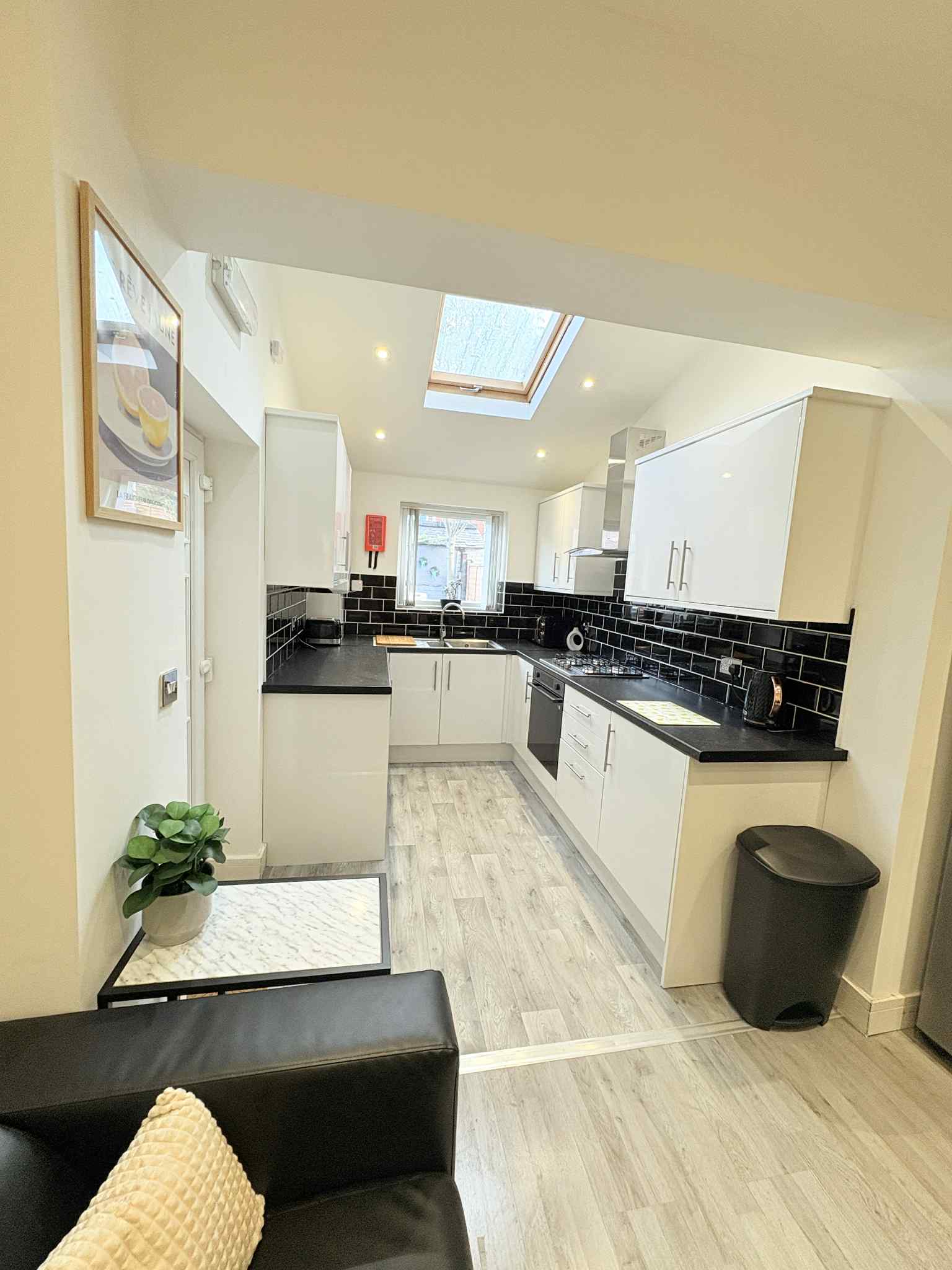 277 Shoreham Street - Image 2