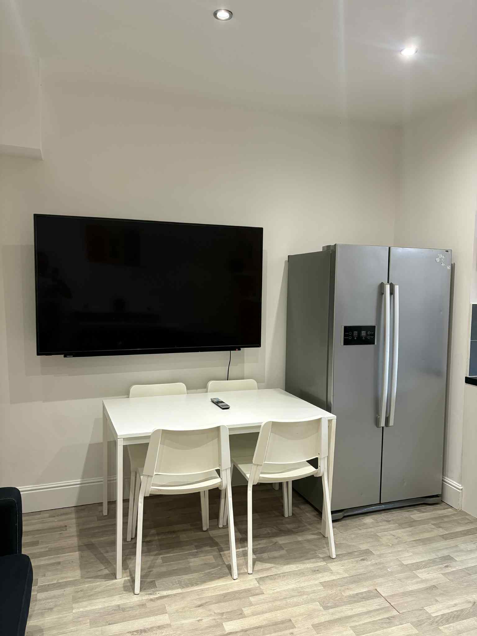 425 Shoreham Street - Image 10