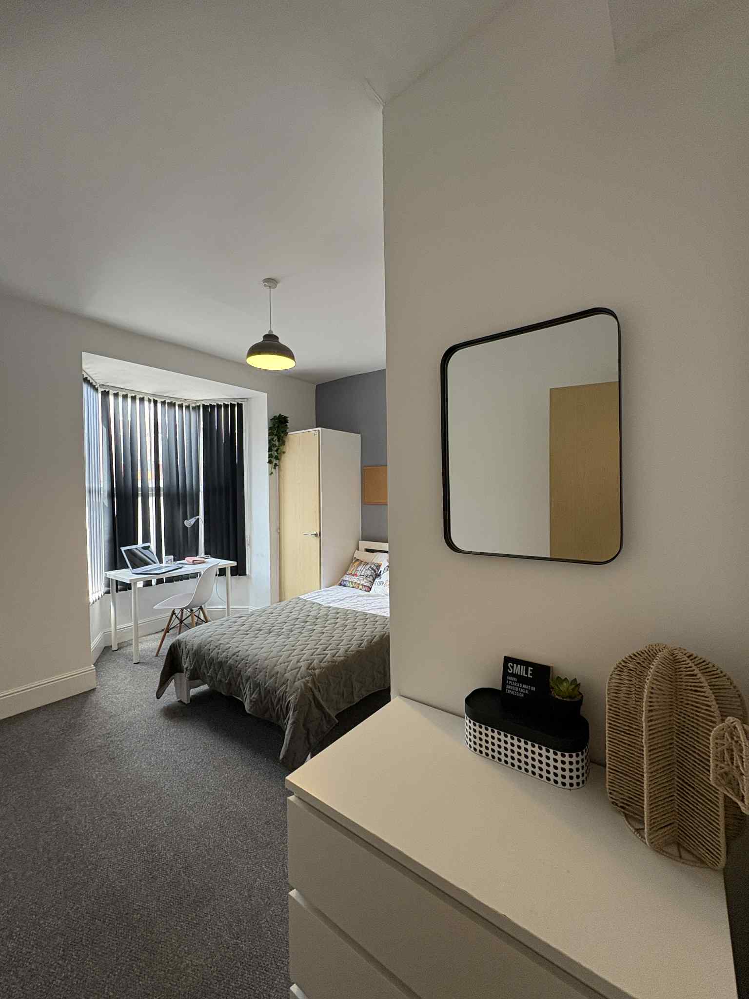 425 Shoreham Street - Image 14