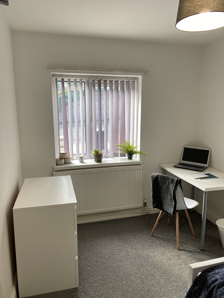 165 Charlotte Road - Image 14