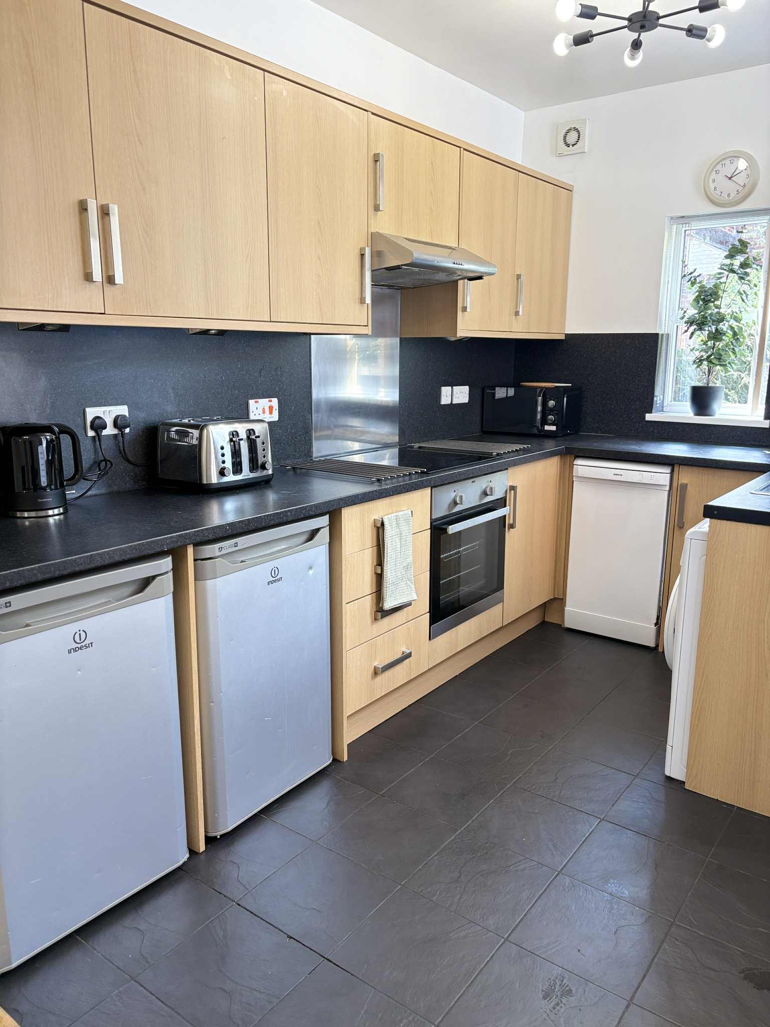 22 Denham Road - Image 4