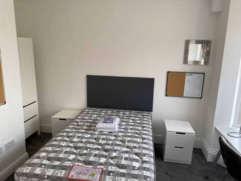 24 Harland Road - Image 8